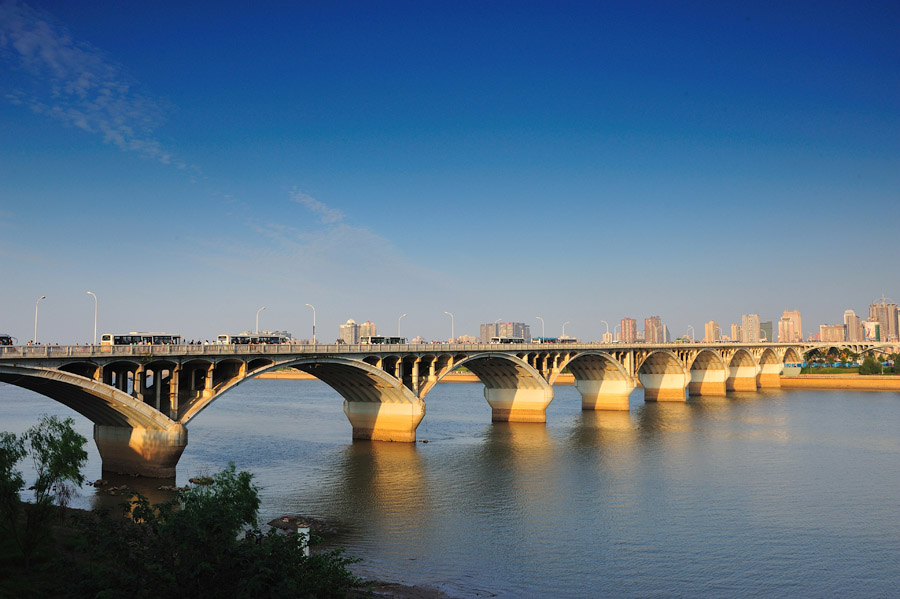 03_長(zhǎng)沙橘子洲大橋.jpg