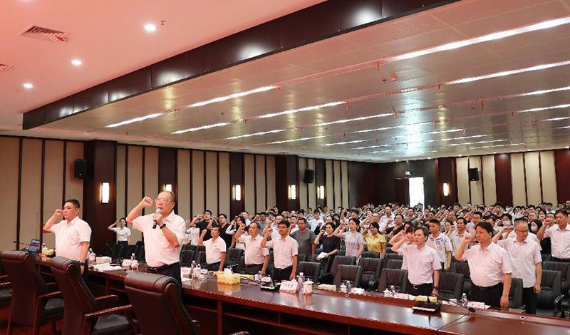 我司舉辦“弘揚偉大建黨精神 助力企業(yè)高質(zhì)量發(fā)展”主題黨日活動暨黨內(nèi)培訓(xùn)2.jpg